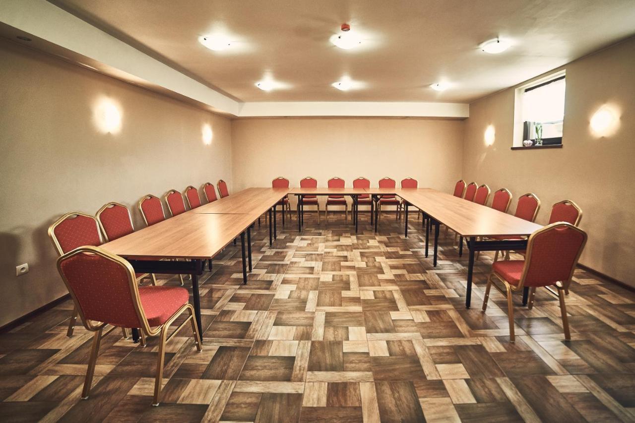Hotel Ab Tychy Εξωτερικό φωτογραφία