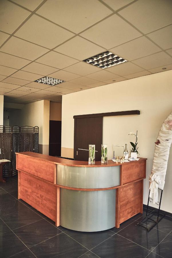 Hotel Ab Tychy Εξωτερικό φωτογραφία