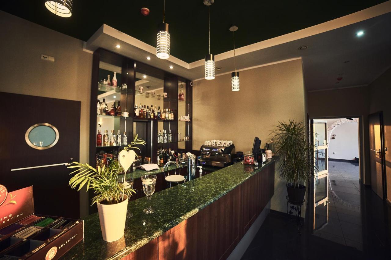 Hotel Ab Tychy Εξωτερικό φωτογραφία
