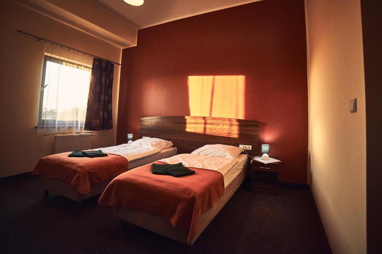 Hotel Ab Tychy Εξωτερικό φωτογραφία