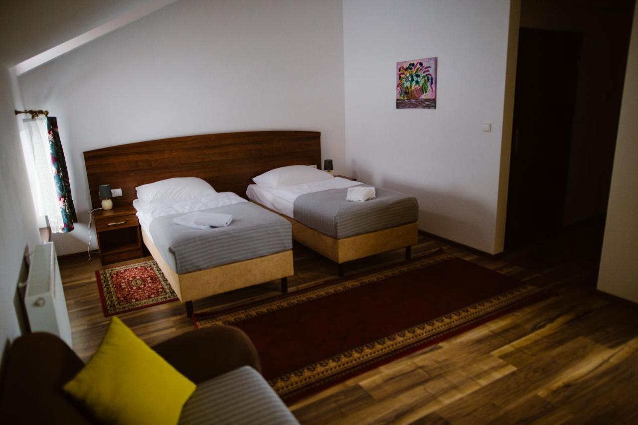 Hotel Ab Tychy Εξωτερικό φωτογραφία