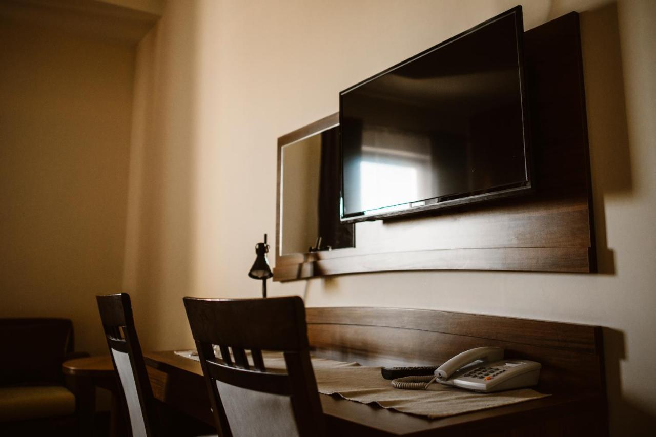 Hotel Ab Tychy Εξωτερικό φωτογραφία
