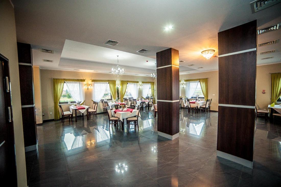 Hotel Ab Tychy Εξωτερικό φωτογραφία